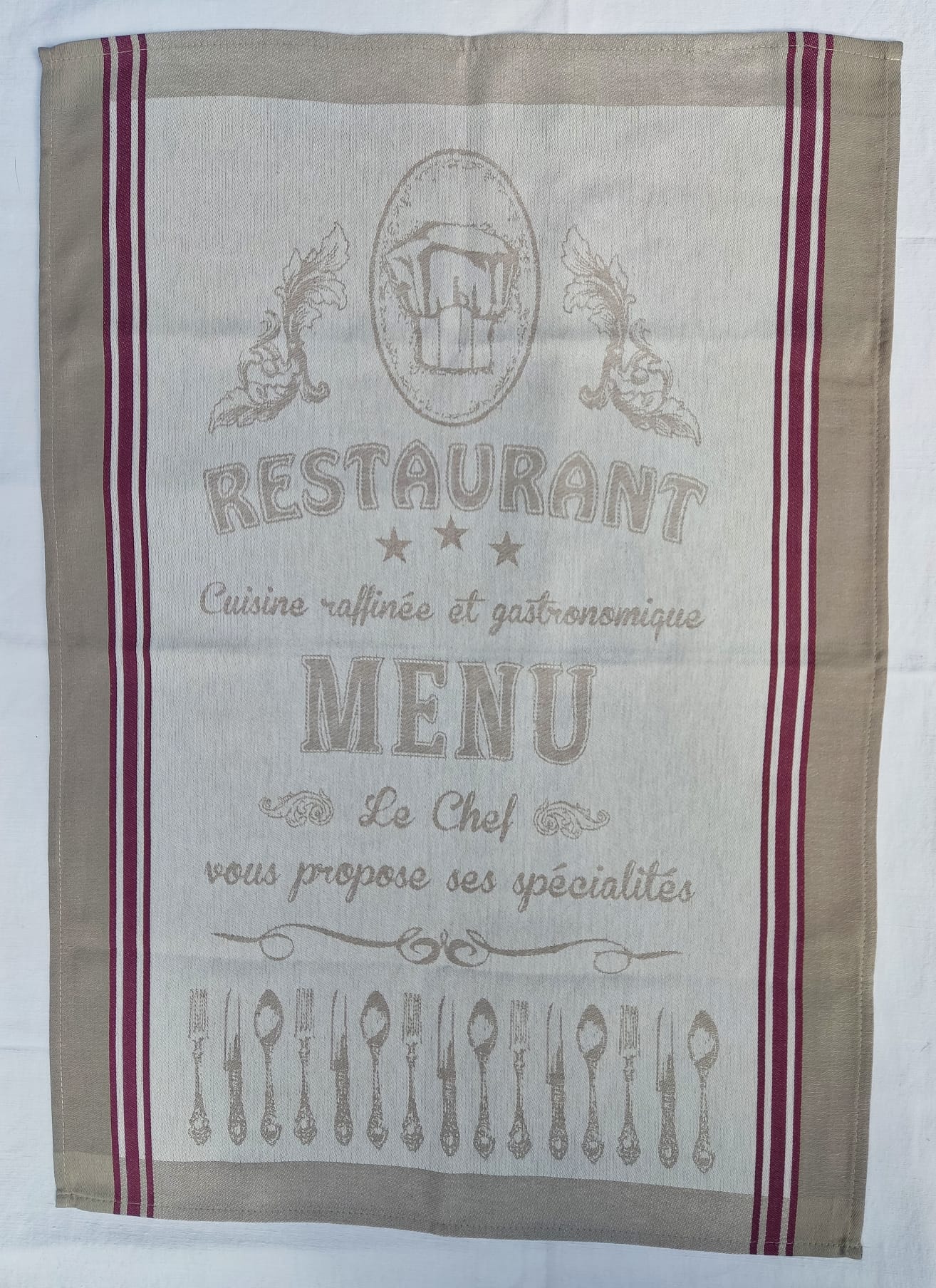 BAVLNĚNÁ ŽAKÁROVÁ UTĚRKA / RESTAURANT